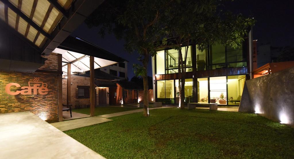 Hotel Chiang Mai Udee Zewnętrze zdjęcie