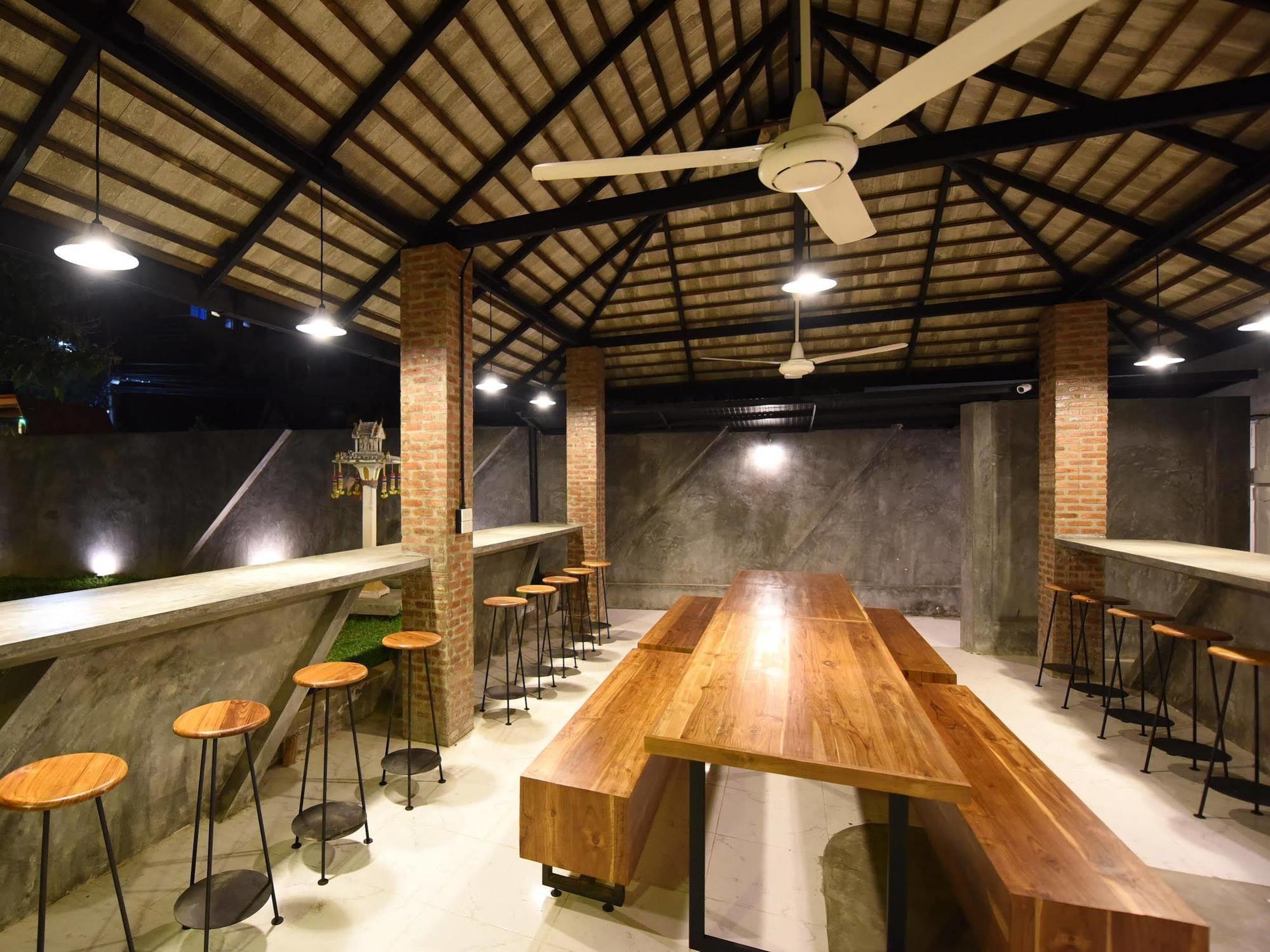 Hotel Chiang Mai Udee Zewnętrze zdjęcie